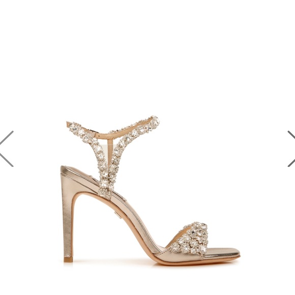 BADGLEY MISCHKA
Galia Crystal Ankle Strap
Evening Shoe size 7 1/2 - Picture 3 of 4